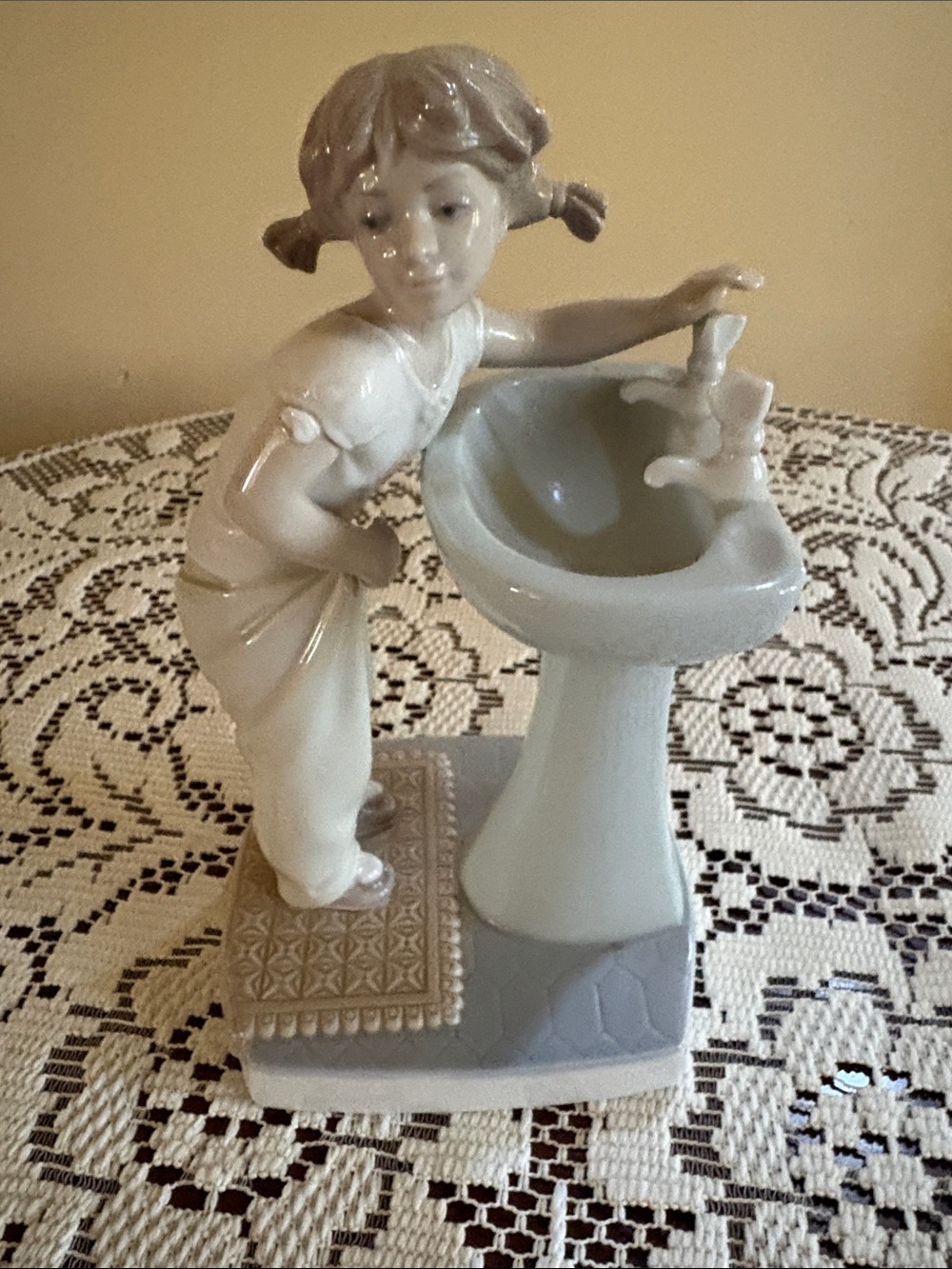 Lladro Porcelain Girl at Sink Figurine in Cream and Light Blue